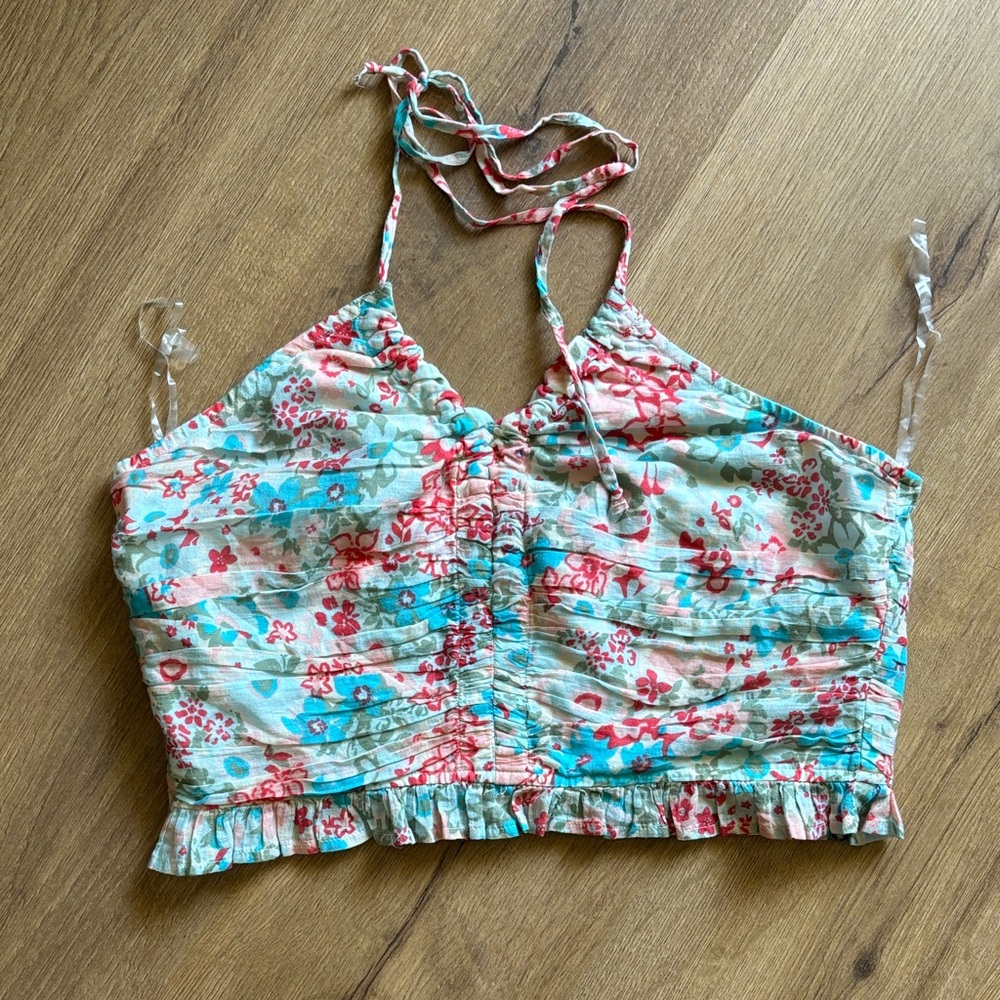 American Eagle Outfitters Floral Crop Top
